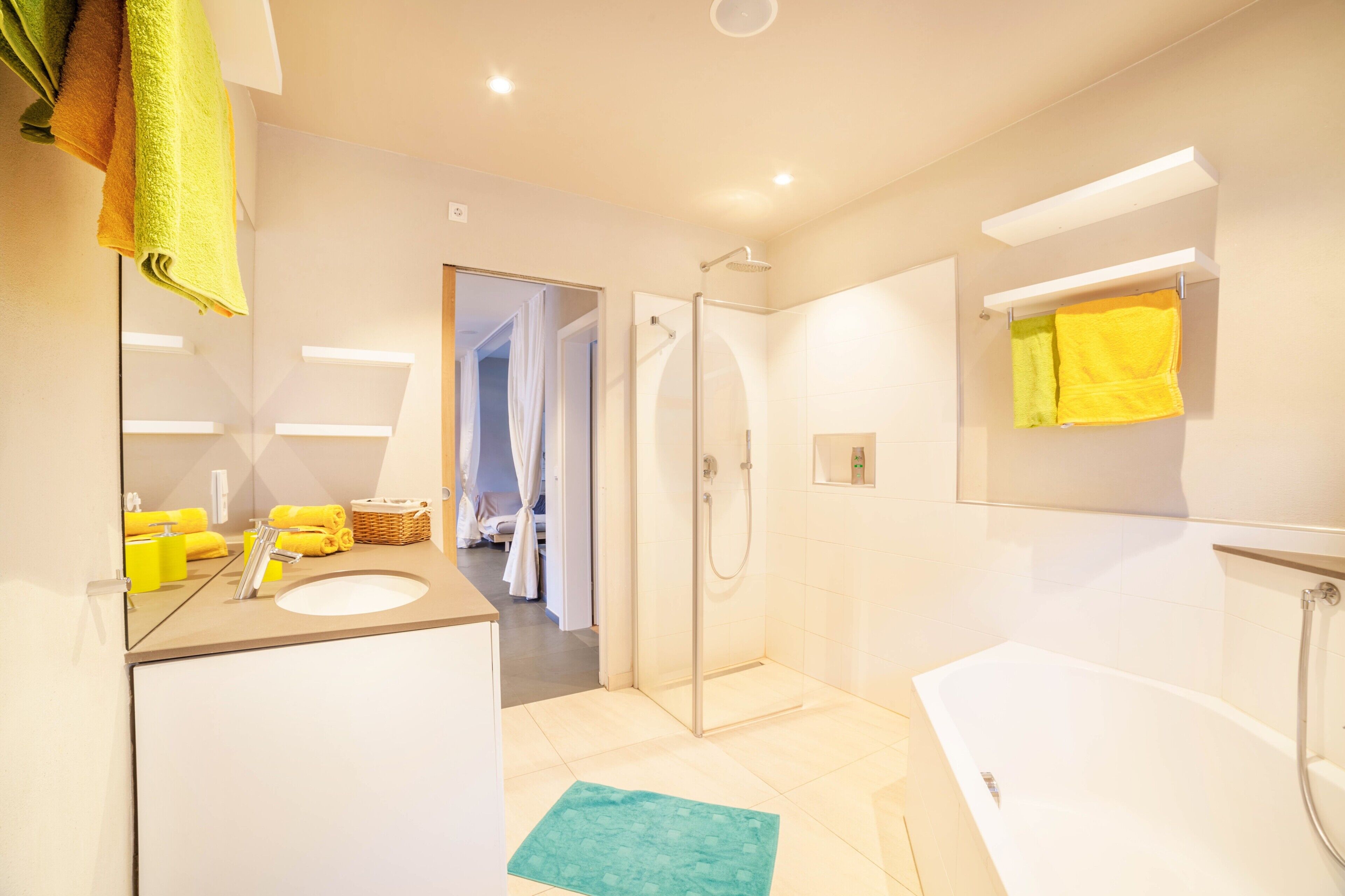 Bathtub, hair dryer, towels