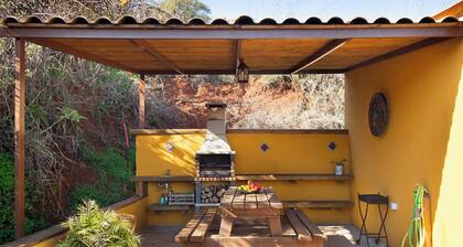 Country House 'Casa Rural Los Colorados' with Mountain View and pool
