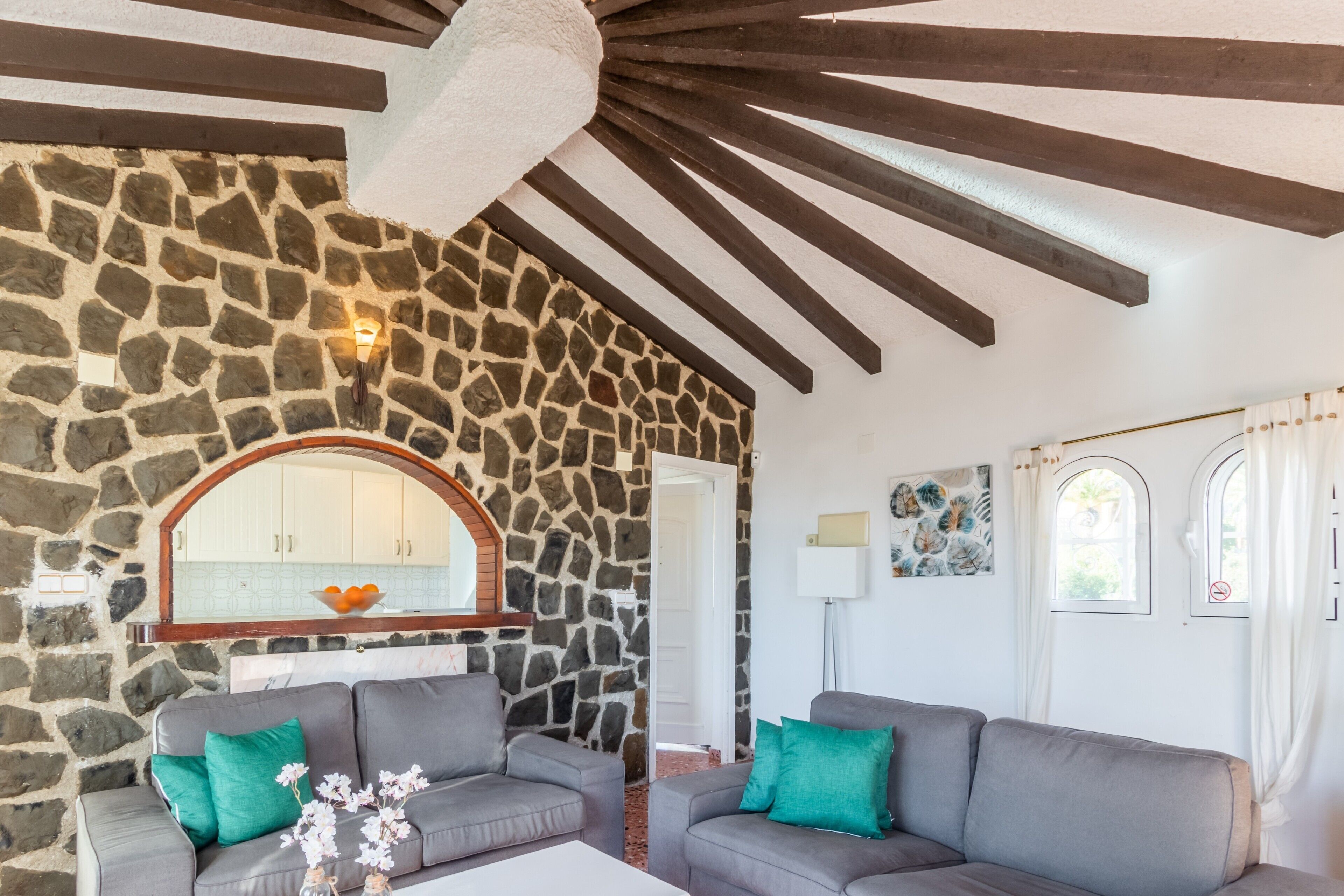 Tv, videospil, bordtennisbord