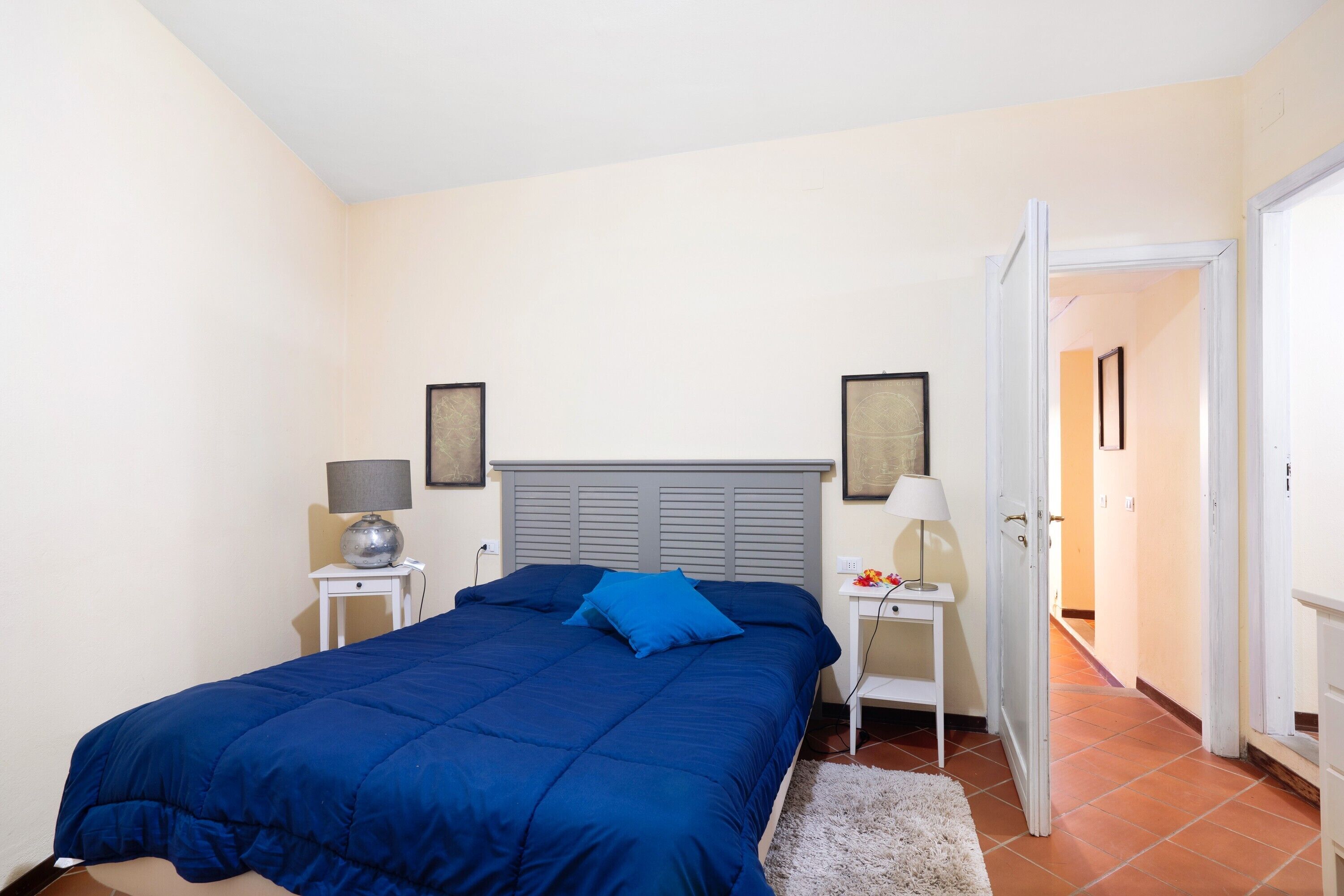 1 camera, ferro/asse da stiro, Wi-Fi gratuito, lenzuola