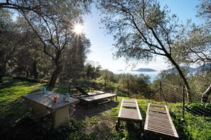 Property grounds - Apartment 'Casa Conte Picedi Appartamento Luna' with Sea View (Lerici)