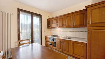 Fridge, oven, stovetop, high chair