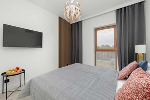 1 bedroom, iron/ironing board, WiFi, bed sheets - Stylish Apartment | Sea View, 24 m to the Beach (Dziwnówek)
