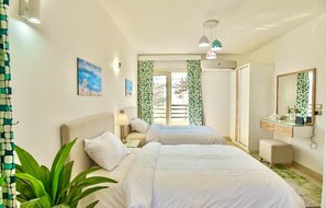 4 chambres, fer et planche à repasser, lit parapluie, Wi-Fi gratuit