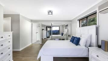 4 bedrooms, iron/ironing board, travel cot, WiFi