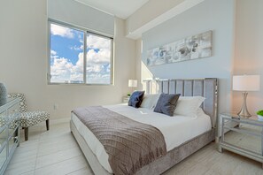 2 chambres, fer et planche à repasser, Wi-Fi gratuit, draps fournis