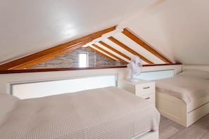1 habitación y ropa de cama