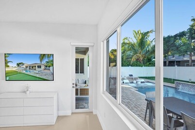 Mimosa Sunrise Villa