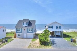 Exterior - Oak Island 2nd Row Large Beach Home with Private Gated Pool! 5 Bedrooms, 3 decks (Oak Island)