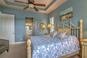 3 bedrooms, desk, iron/ironing board, travel crib