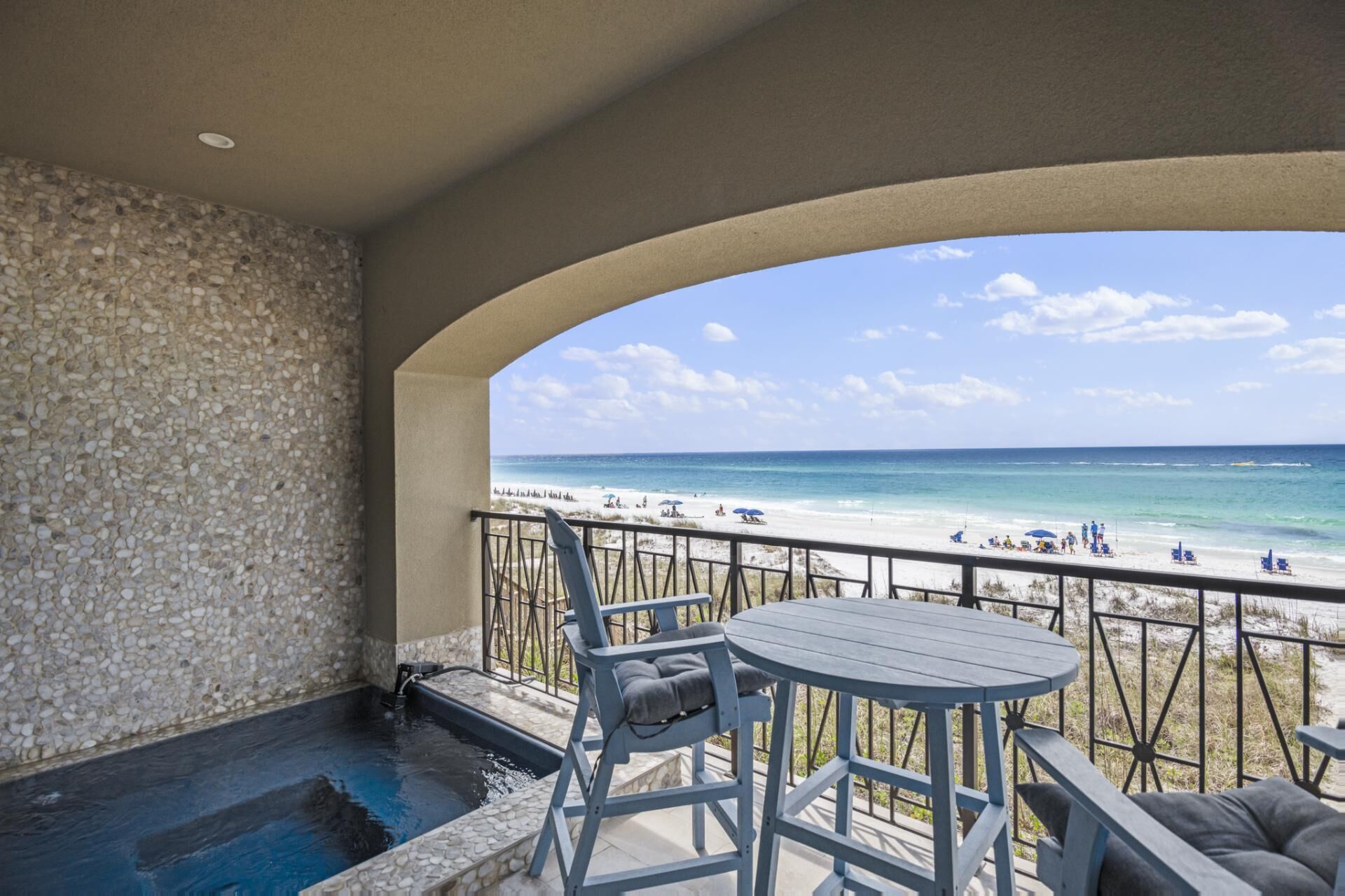 Fall Stays Available! Frangista Beach! Private Pool! 5 Adult Bikes!