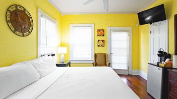 1 habitación, tabla de planchar con plancha, wifi y ropa de cama