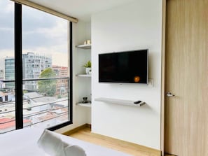 1 bedroom, iron/ironing board, WiFi, bed sheets - w* | Trendy Loft in Santa Ana (Bogotá)