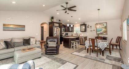 Riverside Luxury Retreat - Pelican Landing