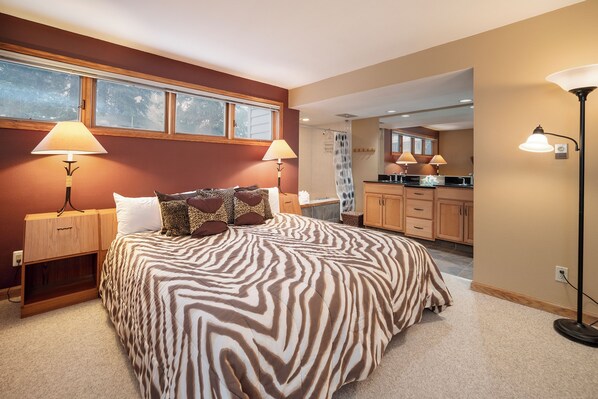 2 Schlafzimmer, Reisekinderbett, WLAN, Bettwäsche