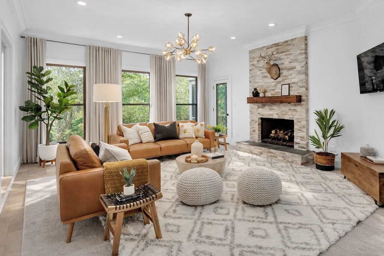 Älytelevisio, takka, työhuone