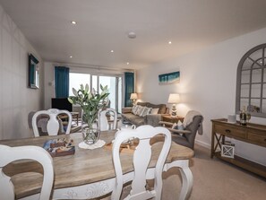 Cottage | Living room | DVD player - Sky (St Ives)