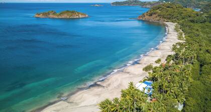 Walk to Best Beaches! 2BR Stylish Villa - Pool, Parking + Massages & breakfast!