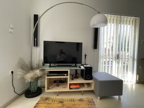 Smart TV - Hidden Gem in city’s heart (Χανιά)