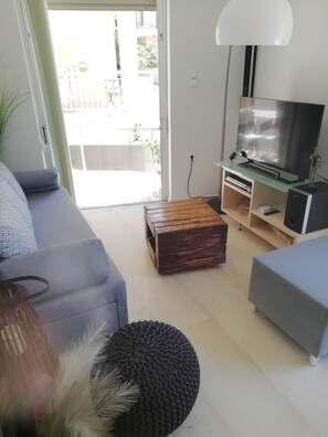 Smart TV - Hidden Gem in city’s heart (Χανιά)
