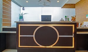 Reception - Treebo Suyogg Retreat (Mahabaleshwar)