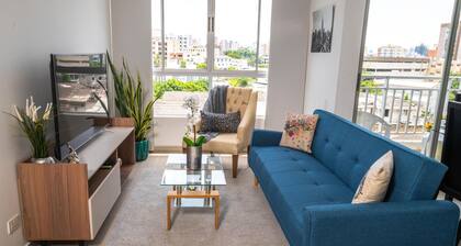 Beautiful 3 bedroom 2 bath apartment