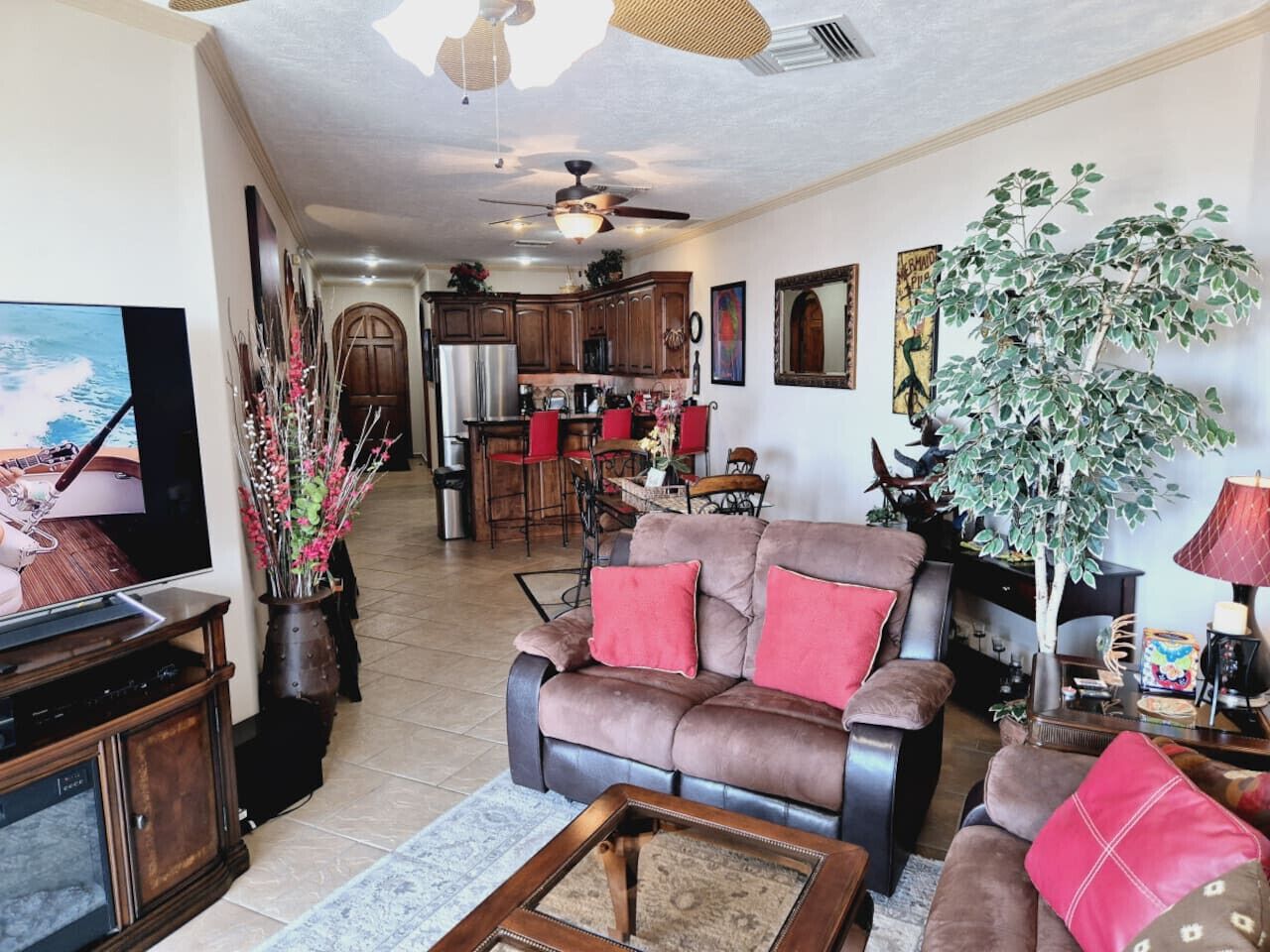 TV, fireplace, stereo