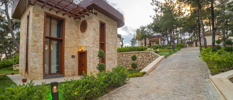 Villa Deluxe | Couette en duvet, coffre-fort, bureau, systĂšme dâinsonorisation