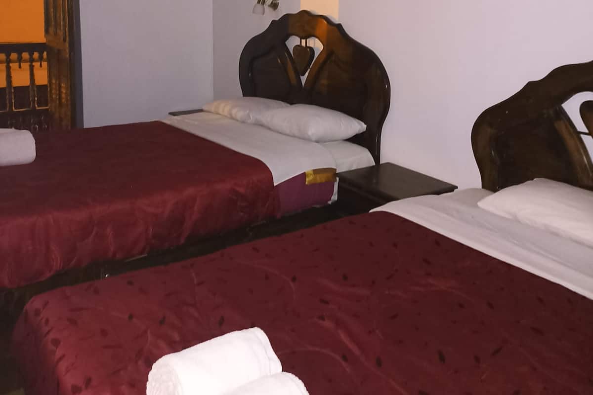 Habitación Deluxe doble | Wifi gratis y ropa de cama