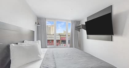 Tremont Hotel
