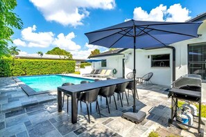 Outdoor pool, a heated pool