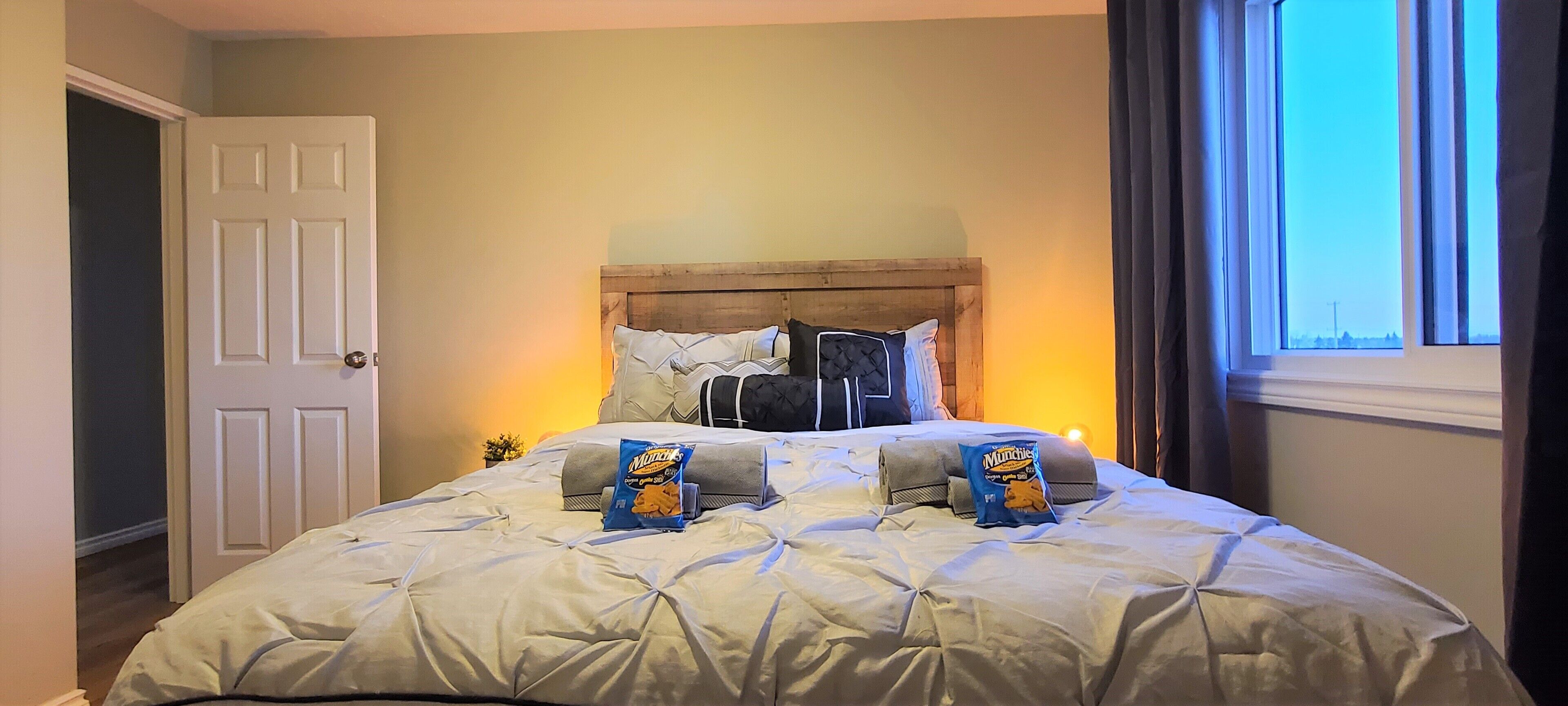 3 chambres, bureau, Wi-Fi, draps fournis