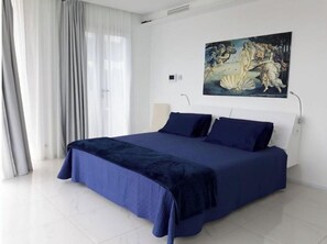 3 chambres, lit parapluie, Wi-Fi, draps fournis