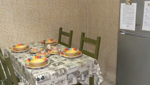 お食事