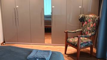 3 chambres, fer et planche Ă repasser, Wi-Fi gratuit, draps fournis