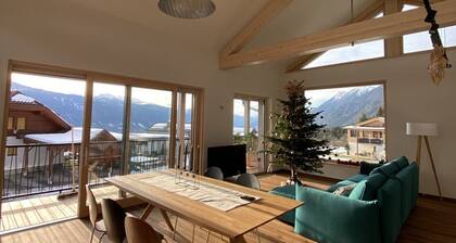 Eco-Chalet Matschiedl
Luxury mountainside Eco Chalet with stunning view -