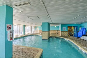Piscine couverte, piscine extérieure
