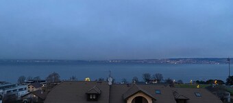 Superb lake view-Cozy one-bedroom apartment equipped with parking- EVIAN LES BAINS