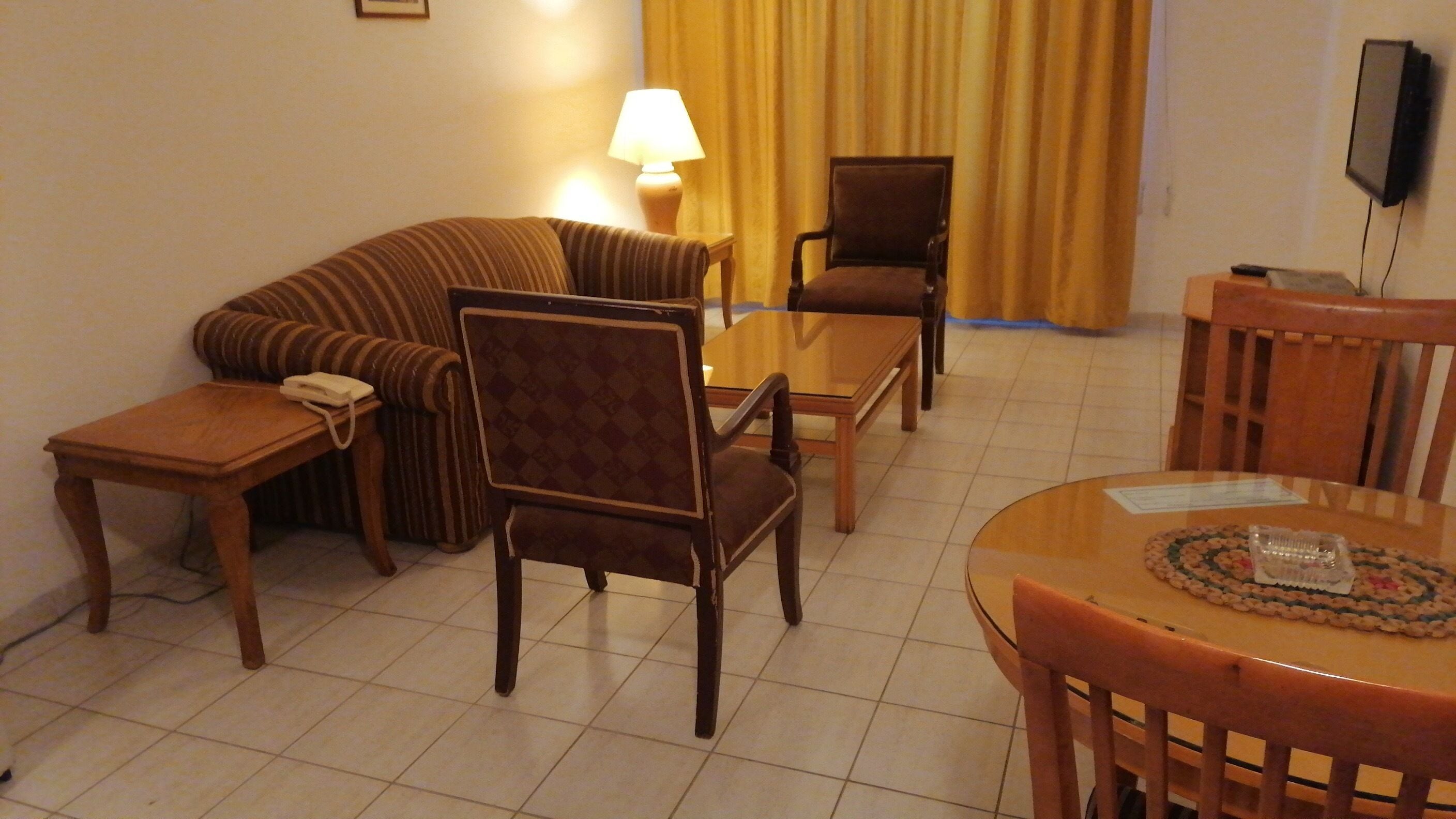 Photo - Delmon Suites