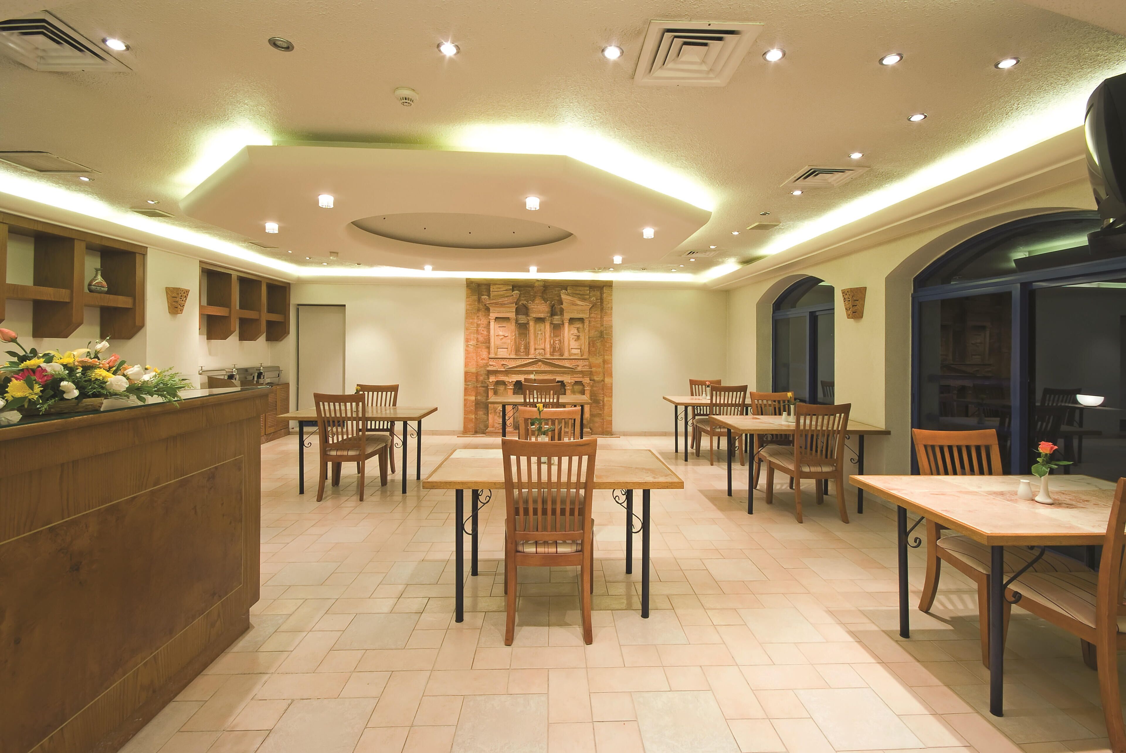 Photo - Delmon Suites