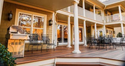 Ramsey Cottage on Pinehurst No 9 - Spectacular️ Golf Views - Sleeps 26