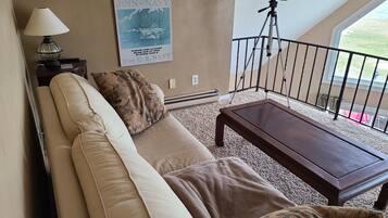 Smart TV, fireplace, DVD player, foosball