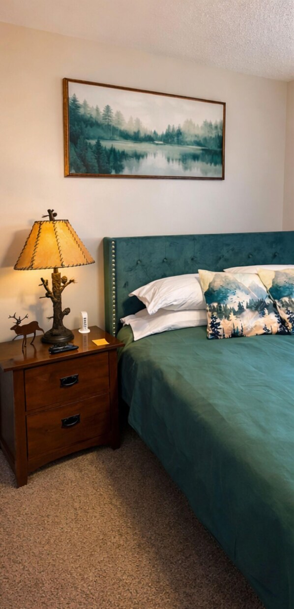 2 bedrooms, desk, free WiFi, bed sheets