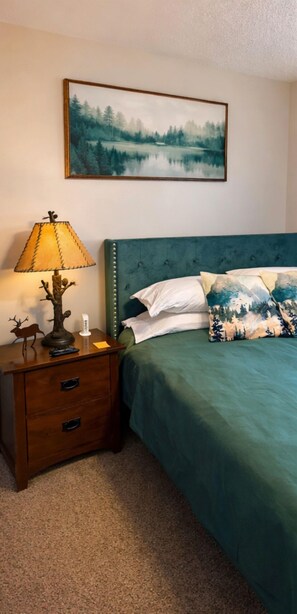 2 bedrooms, desk, free WiFi, bed sheets