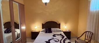 House to enjoy Valdeorras and Bierzo, the Medulas Natural Park.  