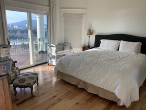 5 Schlafzimmer, Bügeleisen/Bügelbrett, kostenloses WLAN, Bettwäsche