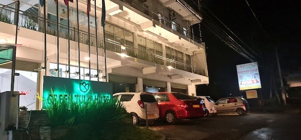 Fachada de la propiedad
