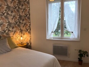 1 bedroom, iron/ironing board, WiFi, bed sheets - Cozy and bright studio for 2 (Mulhouse)