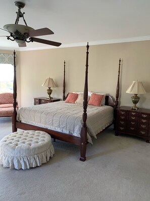 5 Schlafzimmer, Schreibtisch, Bügeleisen/Bügelbrett, kostenloses WLAN