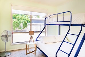 4 bedrooms, desk, iron/ironing board, travel crib